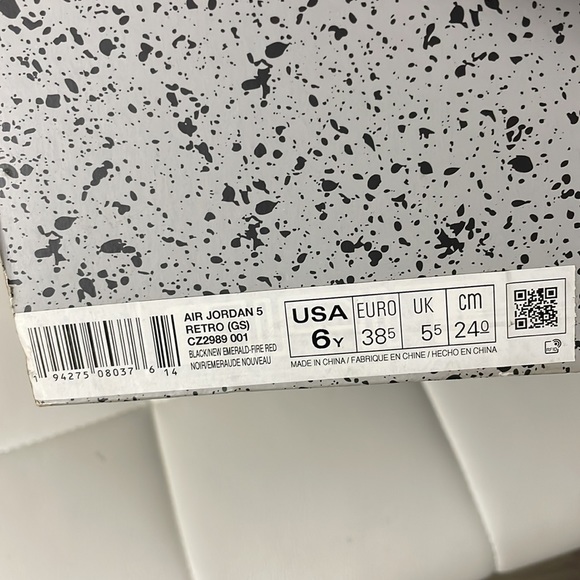 Jordan 5 GS Top 3 Black Fire Red Grape Size 6Y - Picture 12 of 13